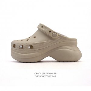 特价 Crocs 沙滩洞洞鞋 女士休闲厚底增高凉拖鞋 卡骆驰明星同款 厚底增高沙滩鞋 选择尺码时 建议选大一码 脚感更舒适 家居休闲一式两用拖鞋 白敬亭同款，坡