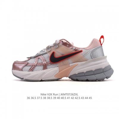 Nike 耐克 V2K Run 减震防滑 复古低帮运动跑步鞋 超火复古跑鞋，采用太空革组合呼吸网眼布鞋面材质，搭载正确4层组合底模，嵌入Tpu加固稳定模块,双层