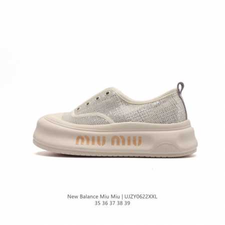 MIU MIU 女鞋 2024ss 厚底增高休闲运动板鞋 松糕跟鞋，所有细节都跟柜上一致：包括鞋面面料，刻印logo，鞋底材质，楦头鞋型，鞋盒包装，请区别于lo - 点击图像关闭