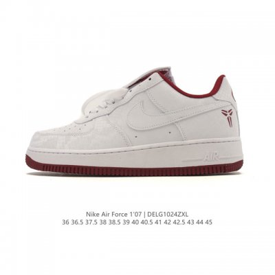 耐克 Nike Air Force 1 '07 Low 空军一号含气垫 低帮 小白鞋 百搭厚底增高休闲运动板鞋。柔软、弹性十足的缓震性能和出色的中底设计，横跨复