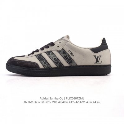 公司级 阿迪达斯 德训鞋 Adidas Originals Samba Og Shoes 经典运动鞋小白鞋 T头鞋 男女鞋 彰显休闲摩登风情的时尚经典鞋。它诞生