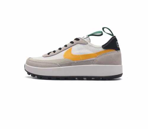 Tom Sachs X Nk General Purpose Shoe 联名款简约风休闲女士运动鞋 #此款耐用的翻毛皮和加固网眼布构成了这双鞋的整体鞋面 上面印