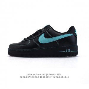 140 耐克 Nike Air Force 1 '07 Low 空军一号含气垫 小白鞋 低帮百搭厚底增高休闲运动板鞋。柔软、弹性十足的缓震性能和出色的中底设计，