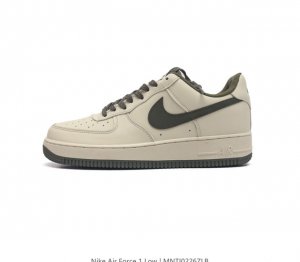 真二层皮 耐克 Nike Air Force 1 07 空军一号低帮百搭休闲运动板鞋 柔软 弹性十足的缓震性能和出色的中底设计 横跨复古与现代的外型结合 造就出
