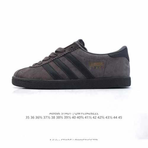 新品 阿迪达斯 Adidas Stadt 舒适透气 百搭潮流 复古时尚 德训鞋 柔软舒适 防滑耐磨 低帮 运动板鞋 男女同款。休闲鞋特色：设计师大胆选择粉色打底