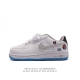 童鞋 耐克 Nike Air Force 1 '07 Low 空军一号含气垫 低帮百搭厚底增高休闲儿童运动板鞋。柔软、弹性十足的缓震性能和出色的中底设计，横跨复