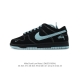 公司级 耐克 Nike Dunk Low Retro 运动鞋复古板鞋。作为 80 年代经典篮球鞋款，起初专为硬木球场打造，后来成为席卷街头的时尚标杆，现以经典细
