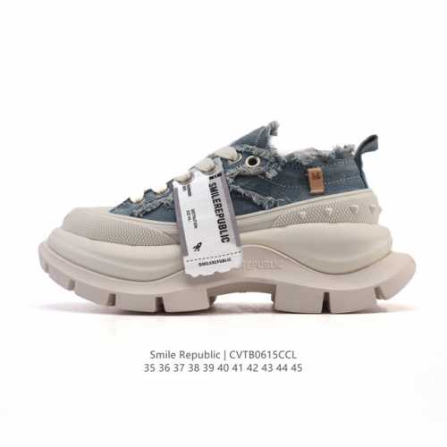 新品公司级 Smilerepublic Skyline 舒适时尚经典 减震增高 低帮 老爹鞋 男女同款运动跑步鞋，Sr再爆出新品，拼接牛仔野性老爹鞋！机能金属感