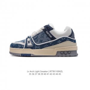 公司级 路易威登 Louis Vuitton LV路易威登板鞋 时尚运动鞋 潮厚底增高鞋 。舒适防滑底和百搭性霸屏整个时尚娱乐圈，细节调整完美主义！鞋面采用柔软