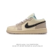 真标 耐克 乔丹air Jordan 1 Low Aj1 乔1 乔丹1代aj1 低帮复古文化休闲运动篮球鞋。从1985 年面世的元年款汲取设计灵感，采用简洁大方