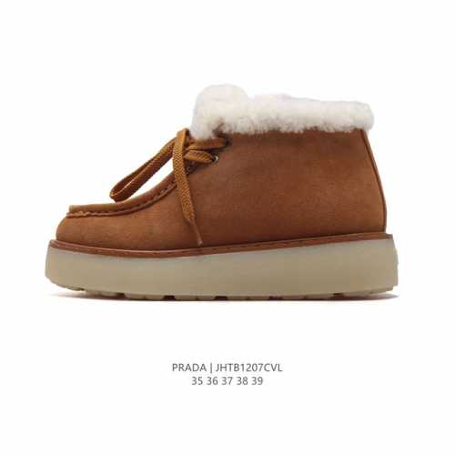 公司级 Prada 普拉达 雪地靴鞋口翻毛领！秋冬必备款｜独家实拍官方经典款秋冬羊皮毛一体加绒加厚雪地靴 皮革 舒适柔软时尚 耐磨增高保暖 低帮厚底增高百搭 运