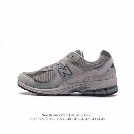 新百伦 New Balance 2002R 跑鞋 男女运动鞋 潮老爹鞋。沿袭了面世之初的经典科技，以 Encap 中底配以升级版 N-Ergy 缓震物料。鞋面则 - 点击图像关闭
