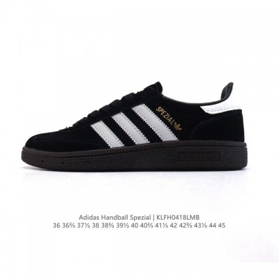 阿迪达斯 Adidas Handball Spezial 低帮三叶草学院风复古休闲板鞋 德训鞋 橡胶底柔软皮革经典运动鞋板鞋。圆头、缝合拼接设计、正面绑带、鞋舌