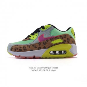 nike耐克运动鞋 Air Max 90 健身运动跑鞋休闲鞋 复古风十足！Air Max 90 作为 Nike 旗下最经典的鞋型之一，凭借着百搭的造型，获得众多