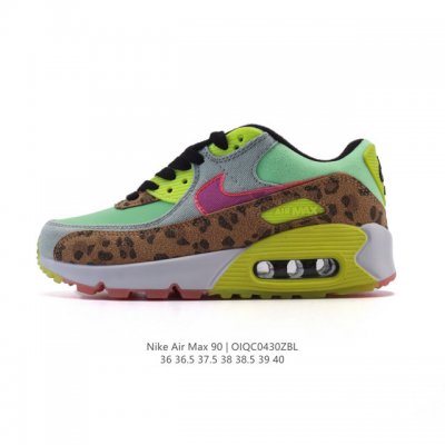 nike耐克运动鞋 Air Max 90 健身运动跑鞋休闲鞋 复古风十足！Air Max 90 作为 Nike 旗下最经典的鞋型之一，凭借着百搭的造型，获得众多