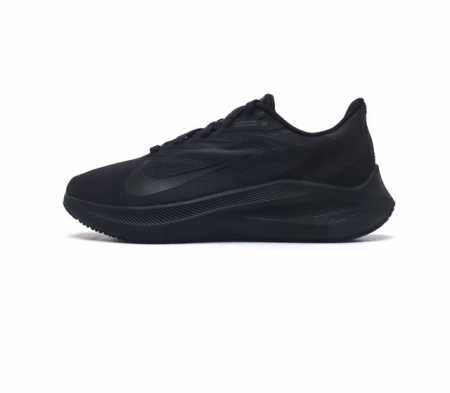 公司级 耐克 Nike Zoom Winflo 7 登月7代 跑鞋透气缓震疾速跑鞋 采用透气网眼鞋面搭配外翻式鞋口 为脚跟区域营造出色舒适度 而在鞋底部分 搭载 - 点击图像关闭