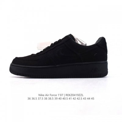 真标 带半码 耐克Nike Air Force 1 Low 空军一号帆布低帮百搭休闲运动板鞋。柔软、弹性十足的缓震性能和出色的中底设计，横跨复古与现代的外型结合