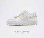 耐克男女士运动鞋 Nike Af1 Shadow 空军一号 轻量增高低帮板鞋拼接解构主义设计休闲运动滑板鞋 此款运动鞋为经典篮球鞋款设计增添趣味 凸显俏皮风格