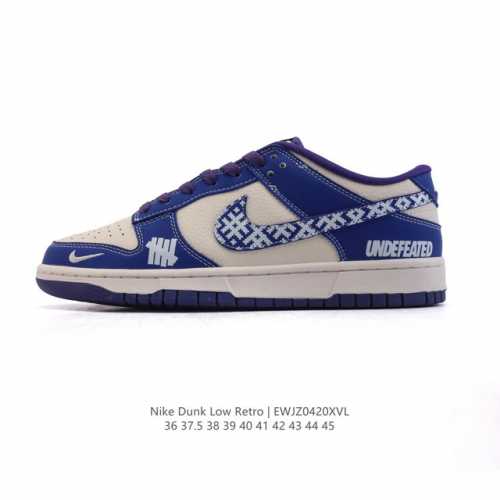 公司级 耐克 Nike Dunk Low Retro 运动鞋复古板鞋。作为 80 年代经典篮球鞋款，起初专为硬木球场打造，后来成为席卷街头的时尚标杆，现以经典细