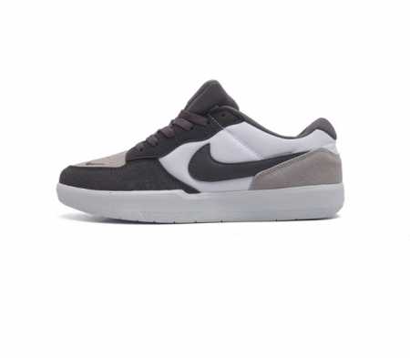 耐克nike Sb Force 58 运动滑板鞋 这是一款将前沿创新带入街头的单品 它具有硫化杯底 具有出色的耐用性和灵活性 使用柔软皮革和帆布拼接 在饰面上放 - 点击图像关闭
