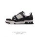 公司级 路易威登Louis Vuitton Lv路易威登板鞋 时尚厚底增高运动鞋 潮男鞋 舒适防滑底和百搭性霸屏整个时尚娱乐圈，细节调整完美主义！鞋面采用专柜Z