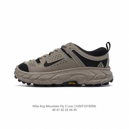 公司级 耐克 Nike ACG Mountain Fly 2 Low耐克户外登山鞋 山脉2代徒步跑鞋 男运动鞋 。采用匠心设计，打造耐穿迅疾风格，让你在沙漠、峡 - 点击图像关闭