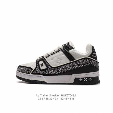 路易威登 满钻 Louis Vuitton LV路易威登板鞋 时尚运动鞋 潮厚底增高休闲鞋。舒适防滑底和百搭性霸屏整个时尚娱乐圈，细节调整完美主义！致TPR光泽 - 点击图像关闭