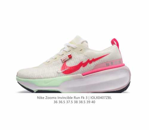 耐克 Nike Zoomx Invincible Run Fk 3 机能风格运动鞋 厚底增高老爹鞋。最新一代的invincible 第三代来了！首先鞋面采用的是