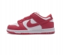 童鞋 耐克nike Dunk Low 板鞋 Sb系列经典百搭休闲运动板鞋加厚鞋舌的填充 使舒适性大大提升 同时也更方便穿脱中底部分则加入了脚感柔软舒适zooma