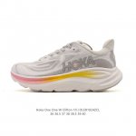 新款 Hoka One One 推出升级 Clifton 10 克利夫顿10代 女士休闲跑步鞋轻量缓震运动鞋。Hoka One One的Clifton克利夫顿系