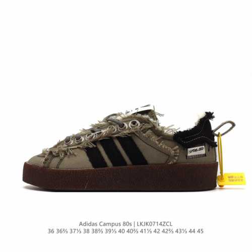 真标 Adidas 阿迪达斯 男女鞋真标半码制，原楦开发版型，采用棉质帆布组合环保纤维革鞋面材质，原档案开发铝楦楦型，正确硫化组合鞋底 每次人气都不低澳洲时尚品