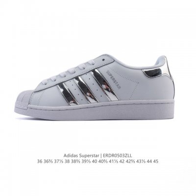 阿迪达斯 Adidas Superstar 2025年新款鞋子 蛇年新款经典贝壳头系列 新款休闲板鞋潮流男女士运动鞋 。鞋面柔软皮革拼接材质 标志性的贝壳鞋头，