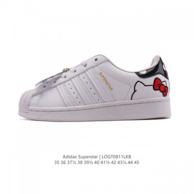 阿迪达斯 Adidas Superstar 2025年新款鞋子 蛇年新款 经典贝壳头系列 新款休闲板鞋潮流男女士运动鞋 。鞋面皮革拼接材质 标志性的贝壳鞋头，简