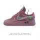 耐克Nike Off-White X Air Force 1 Ow联名空军一号厚底增高运动板鞋 鞋款延续了此次联名的设计风格，鞋身内侧同样印有大面积标语，水晶中