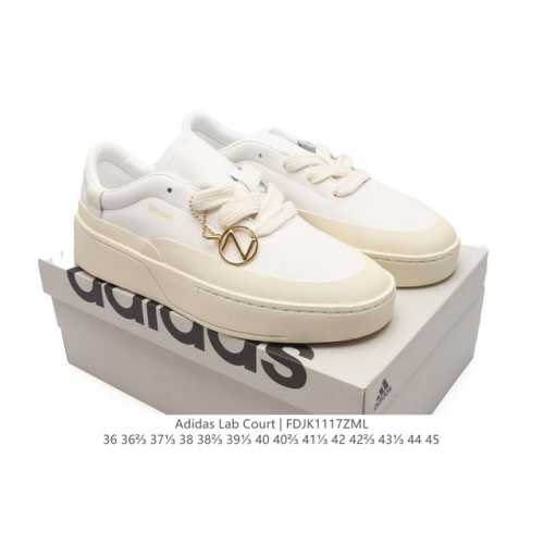 公司级 阿迪达斯 Adidas Labcourt 百搭休闲轻松舒适 耐磨透气低帮 板鞋 男女同款。鞋面使用了柔软皮革材质，鞋面和鞋底连接处使用了包边处理，看起来