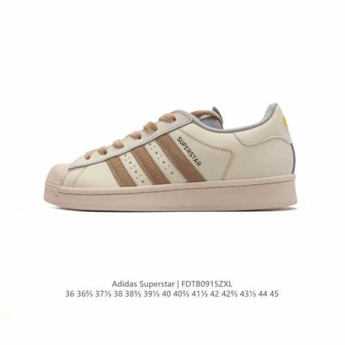 阿迪达斯 Adidas Superstar 三叶草经典贝壳头系列 新款休闲板鞋潮流男女士运动鞋 。鞋面柔软皮革材质 标志性的贝壳鞋头，锯齿三条纹，简约的线条。就