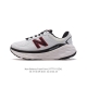 公司级 新百伦 [New Balance] Fresh Form 男女士运动鞋 厚底增高跑鞋，这款跑鞋不仅有着以大数据为基础的fresh Foam虎蜂大底，还有