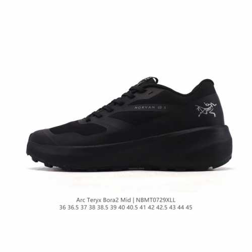 公司级 Arc‘Teryx 始祖鸟 Bora2 Mid 男女同款多功能徒步鞋户外运动鞋，这款Bora2是Bora的旗舰款，低帮设计，数字2说明此款为内外靴可分离