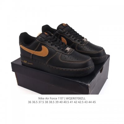 真标 耐克 Nike Air Force 1 '07 Low 空军一号含气垫 小白鞋 低帮百搭厚底增高休闲运动板鞋。柔软、弹性十足的缓震性能和出色的中底设计，横