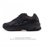 公司级 新百伦 New Balance2010英产做旧鞋款纯色绒运动鞋 厚底增高老爹鞋。此复刻经典鞋款，加入当下大热的户外元素，以曾经篮球鞋款型式样加以打造鞋款