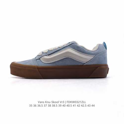 130 万斯 Vans Knu-Skool Vr3 Lx 面包鞋皮革鞋面。坎普尔·茱利安系列低帮复古硫化休闲运动板鞋“肥胖版大Logo”要说整个2023年最为热