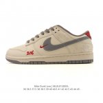 公司级 耐克 Nike Dunk Low Retro 运动鞋复古板鞋 2026年新款 马年限定，作为 80 年代经典篮球鞋款，起初专为硬木球场打造，后来成为席卷