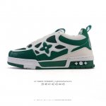 lv Skate Sneaker 路易威登 2025年新款运动板鞋 蛇年限定 春夏秀场初次亮相 此次以粒面牛皮革焕新呈现 加垫鞋领和鞋舌援引滑板鞋设计 科技鞋带