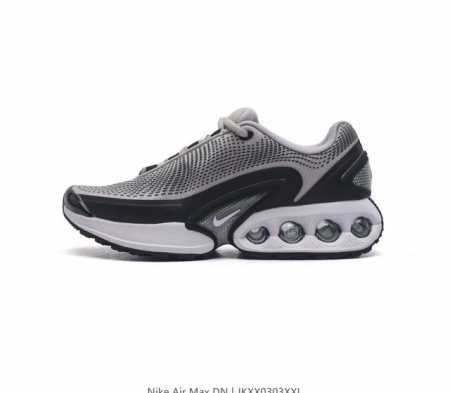公司级全新nike Air Max Dn 运动鞋 时尚跑步鞋 豆荚造型气垫吸睛 Nike Air Max Dn 采用了纯黑配色覆面 搭配白色虚线和紫色点缀 营造 - 点击图像关闭