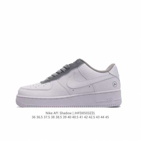 耐克 Nike Air Force 1 '07 Low 空军一号含气垫 低帮百搭厚底增高休闲运动板鞋。柔软、弹性十足的缓震性能和出色的中底设计，横跨复古与现代的 - 点击图像关闭