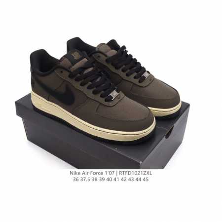 耐克 Nike Air Force 1 '07 Low 空军一号含气垫 低帮百搭厚底增高休闲运动板鞋。柔软、弹性十足的缓震性能和出色的中底设计，横跨复古与现代的 - 点击图像关闭