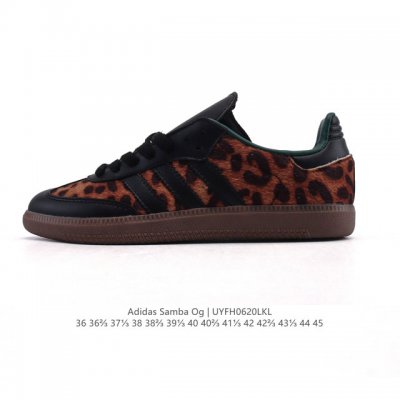 阿迪达斯 德训鞋 Adidas Originals Samba Og Shoes 经典运动鞋小白鞋 T头鞋 豹纹男女鞋 彰显休闲摩登风情的时尚经典鞋。它诞生于5