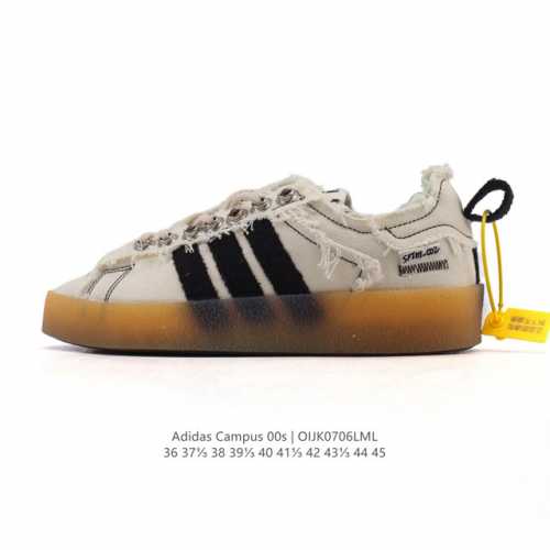 真标 Adidas 阿迪达斯 男女鞋真标半码制，原楦开发版型，采用棉质帆布组合环保纤维革鞋面材质，原档案开发铝楦楦型，正确硫化组合鞋底 每次人气都不低澳洲时尚品