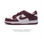 耐克 Nike Sb Dunk Low Pro 男女同款运动鞋复古板鞋 尽情迈步 彰显个性风采 采用牛仔布鞋面 经久耐穿 塑就如元年款 Dunk 般的复古质感