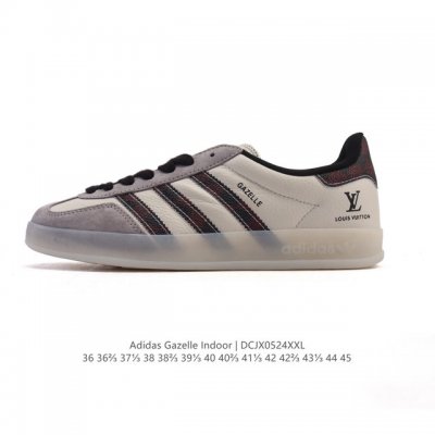 公司级 阿迪达斯 Adidas Originals Gazelle Indoor复古三叶草防滑透明橡胶板鞋经典运动鞋 这款经典鞋,忠于原版设计,缀撞色三条纹和鞋